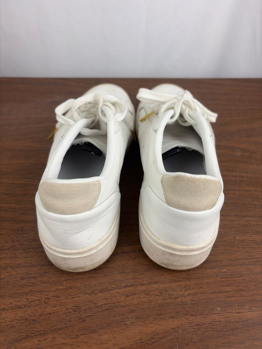 Adidas Originals Sleek Women Low Top White Leather Sneakers Gold Size 8 DB3258